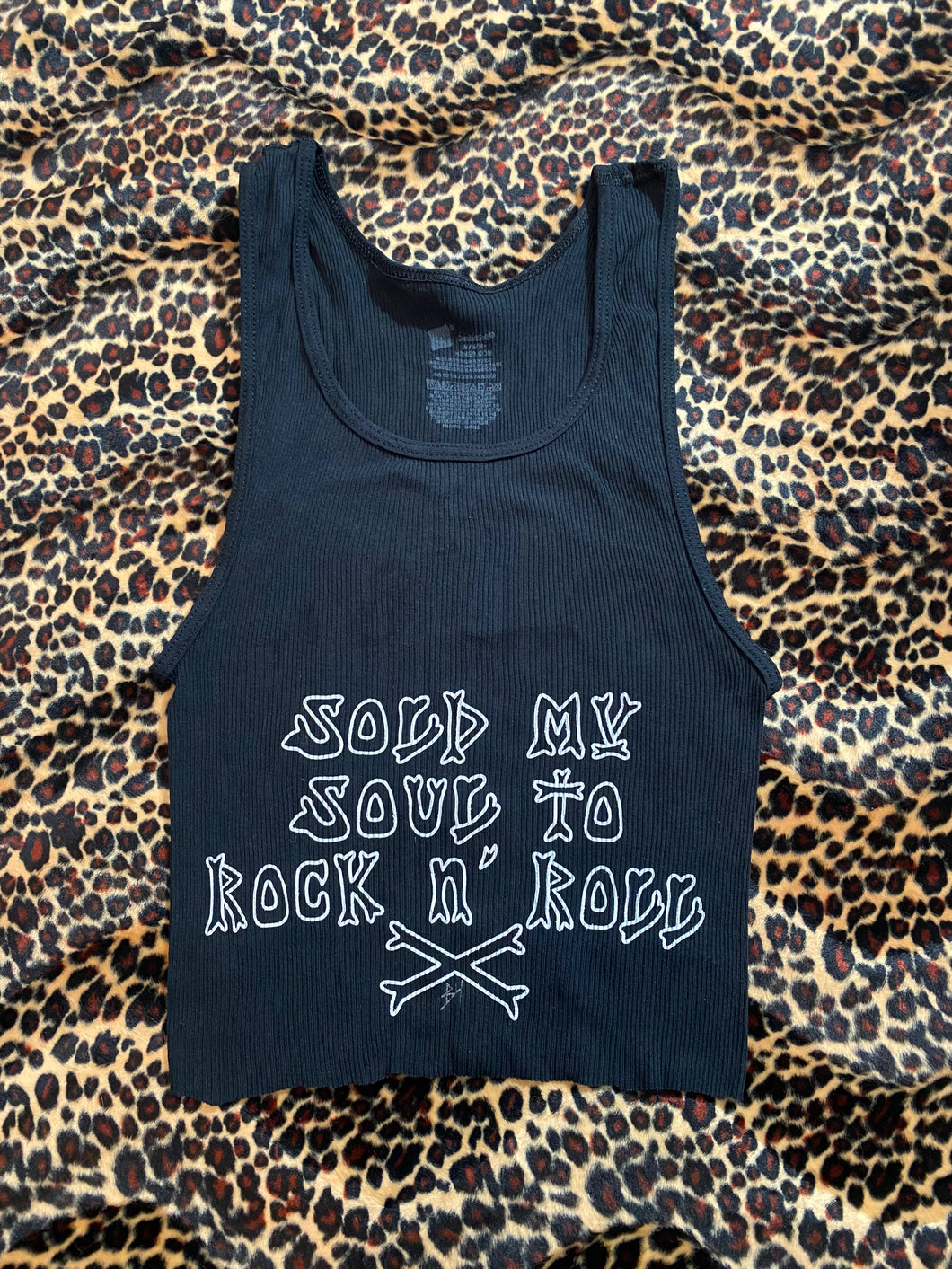 Small - Sold my soul crop